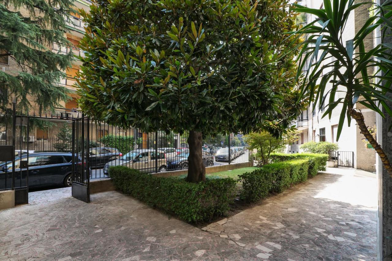 Ferienwohnung Primopiano - Carlone Mailand Exterior foto